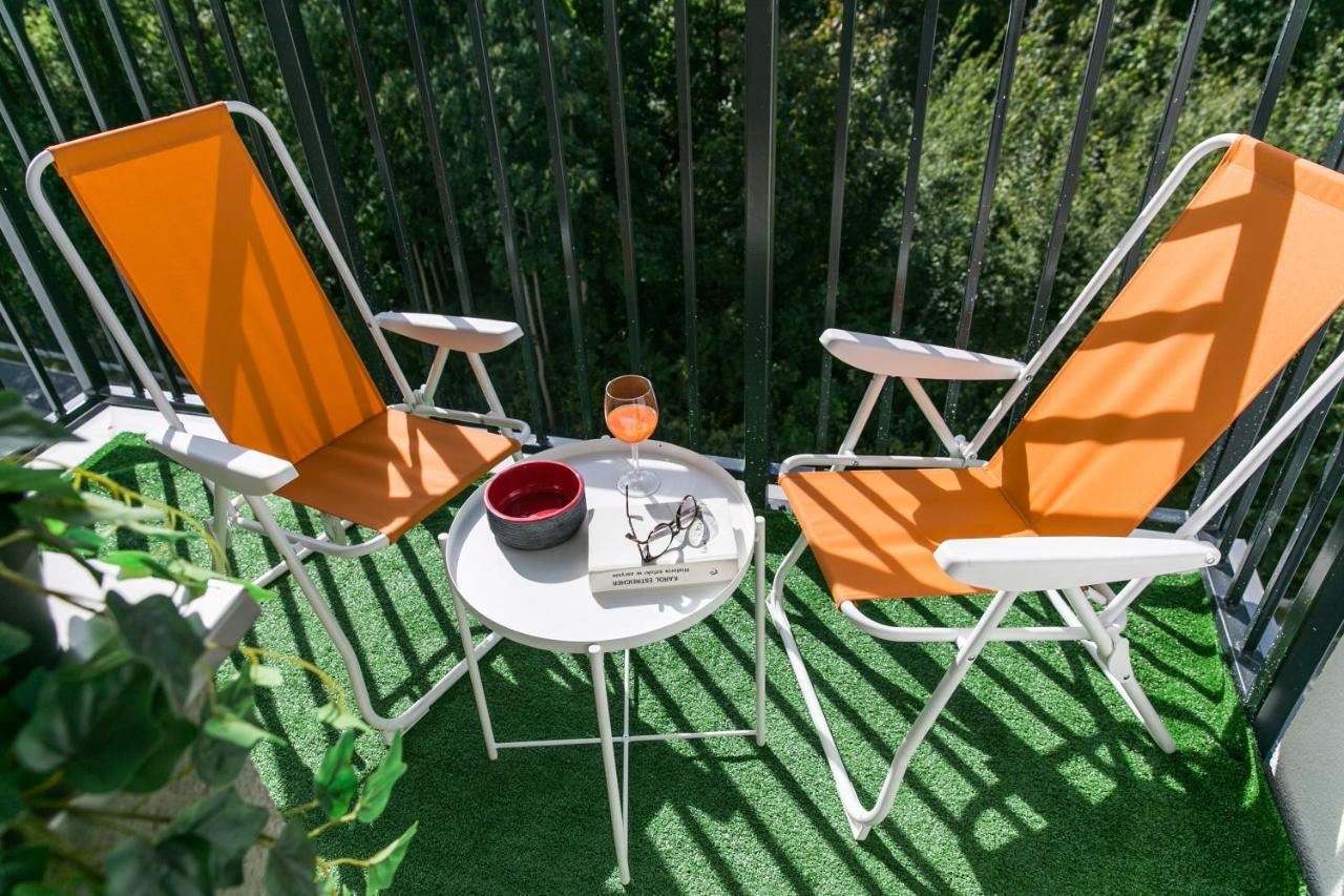 Tree&Lake Apartament Warszawa Зобки Екстериор снимка